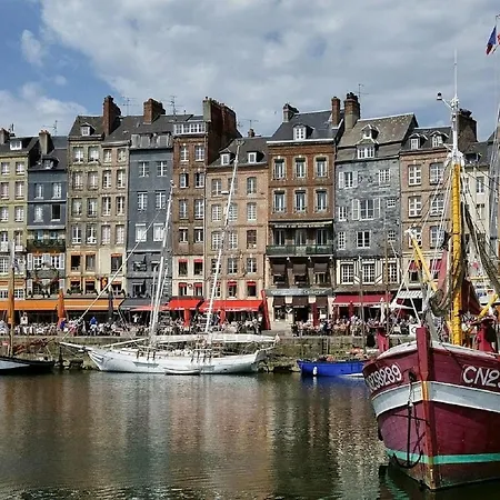 Les Maisons De Maje - Le Majestic Apartment